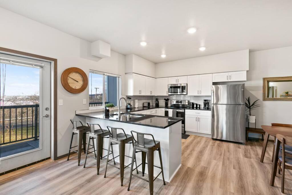 Brand New 2 Bd 2 Bth Near Dt And Perry District Spokane Exterior foto